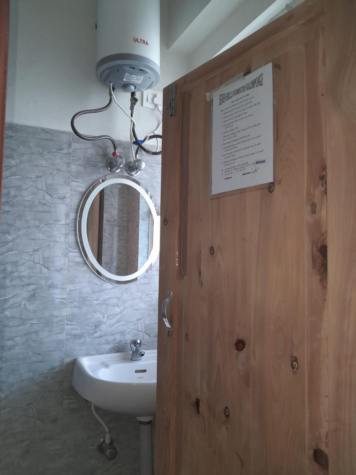 Seven Hills Homestay 칼림퐁 외부 사진