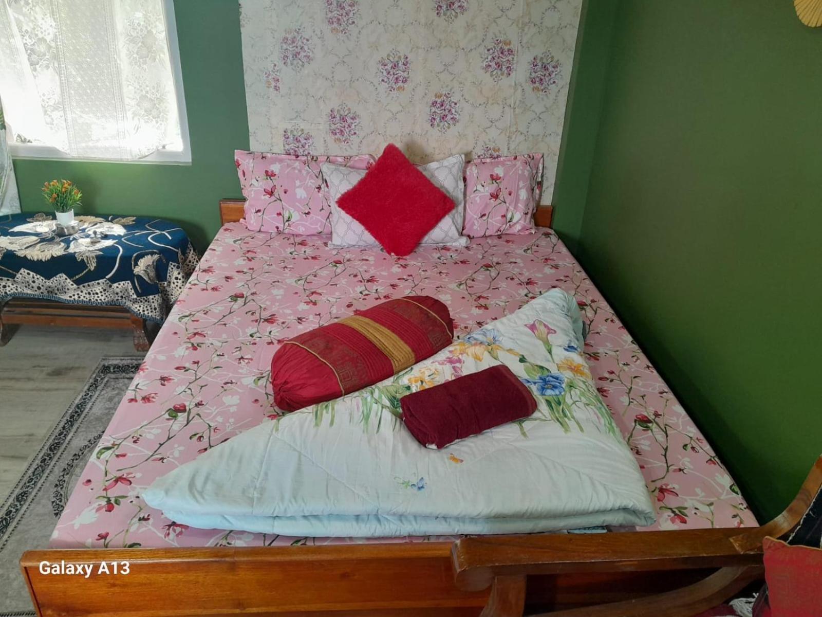Seven Hills Homestay 칼림퐁 외부 사진