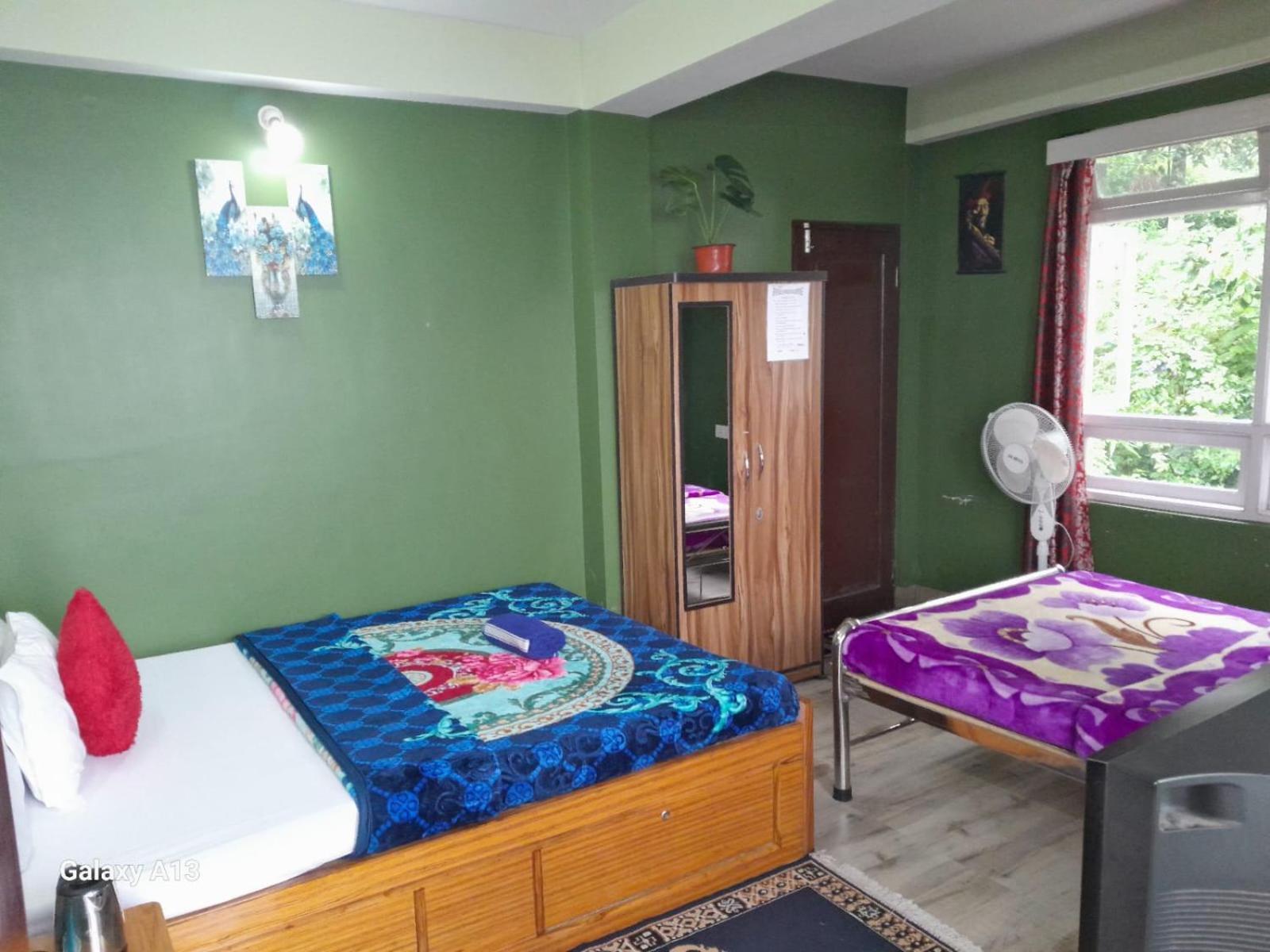 Seven Hills Homestay 칼림퐁 외부 사진