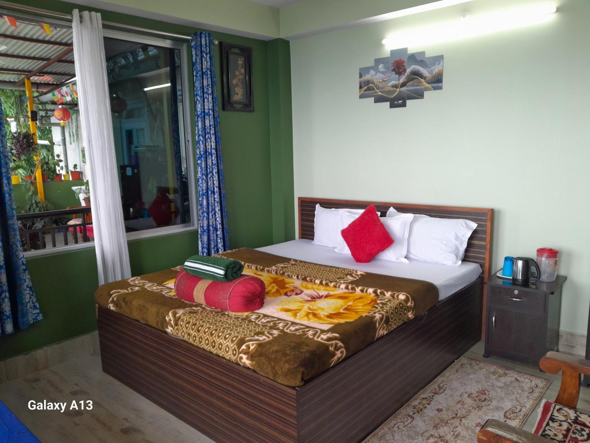 Seven Hills Homestay 칼림퐁 외부 사진
