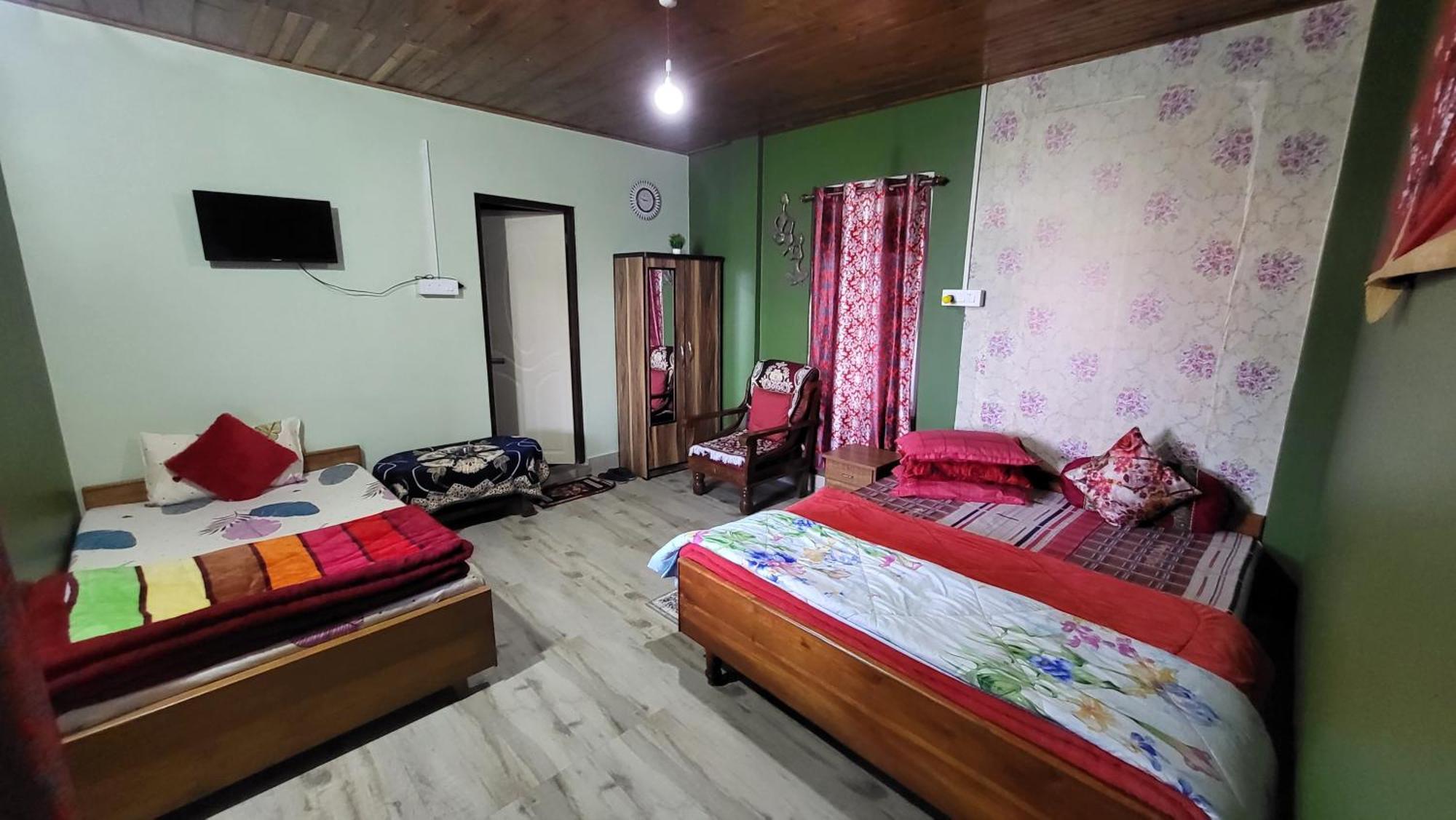 Seven Hills Homestay 칼림퐁 외부 사진