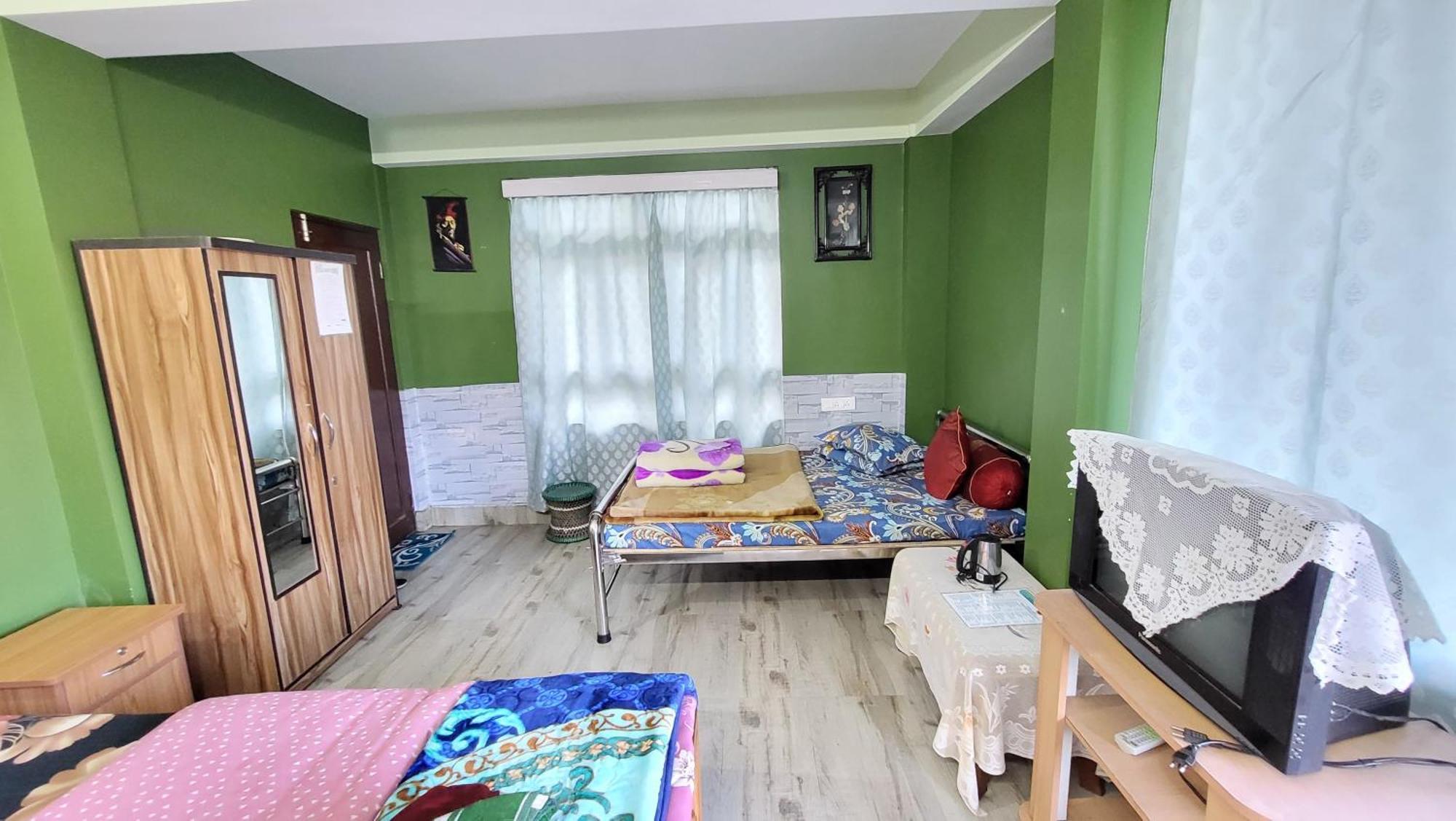 Seven Hills Homestay 칼림퐁 외부 사진
