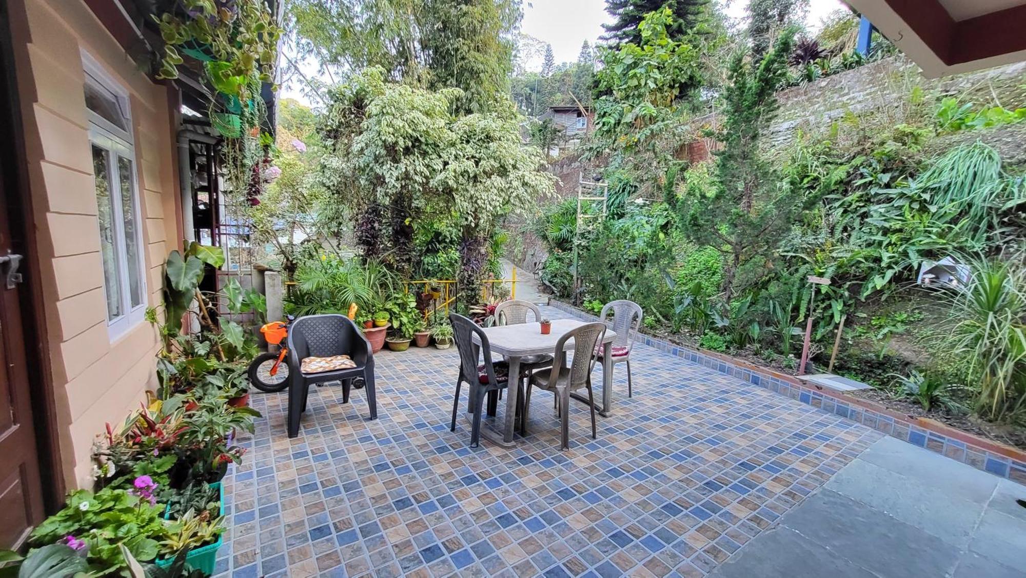 Seven Hills Homestay 칼림퐁 외부 사진